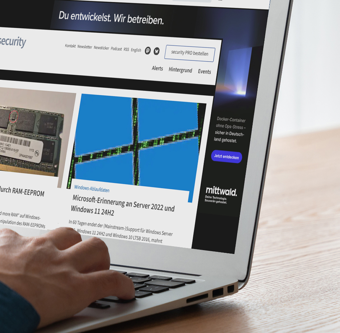 Wortmarke mit Claim in einer Hosting-Anzeige auf einer externen Website.